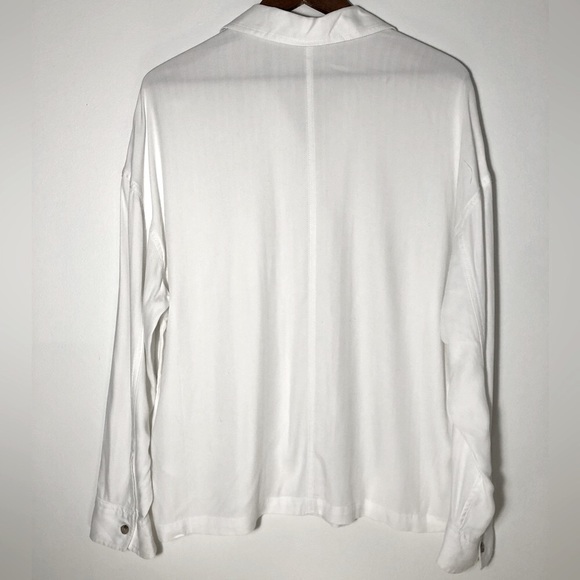 CORE Life - White Long Sleeve Button Down Top - Size L - Picture 5 of 6
